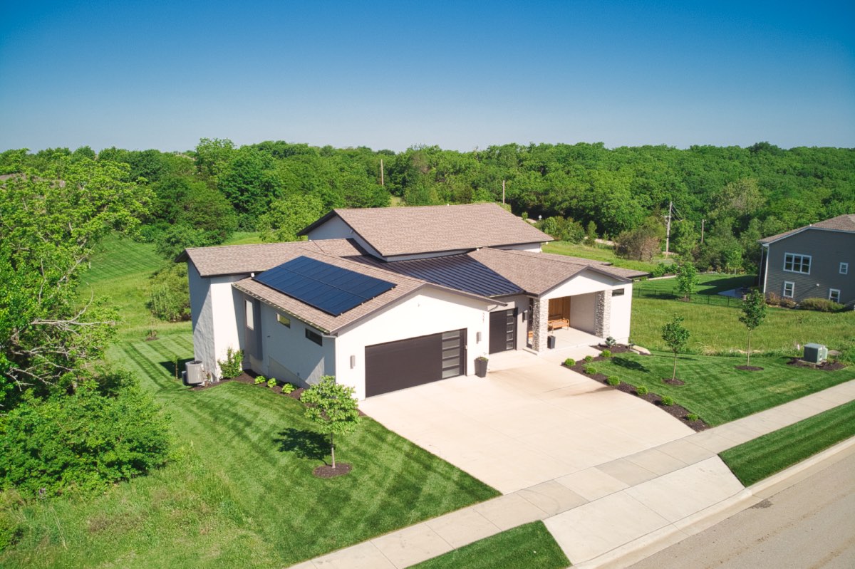 DJI_0191-web Lawrence Solar